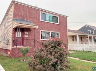 20 Hiram Pl, Harrison, NJ 07029