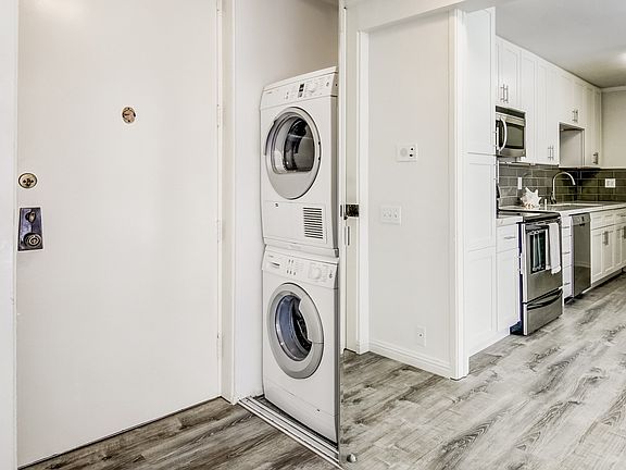 3rd image of 1040 Coast Blvd #306