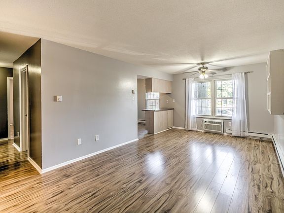 5th image of 1726 Herault Pl APT D