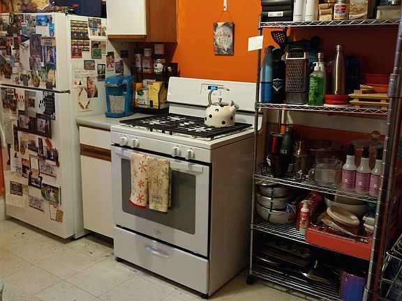 4th image of 14 Russell St APT 11