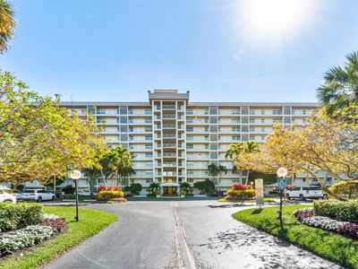 3510 Oaks Way #910, Pompano Beach, FL, 33069