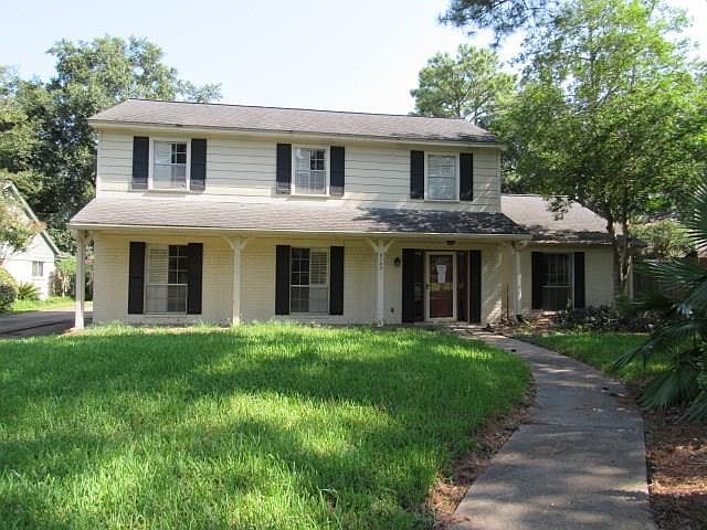 2nd image of 8122 Middlebury Ln
