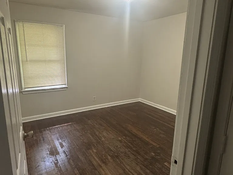 323 Bromack Dr SE — Photo 9