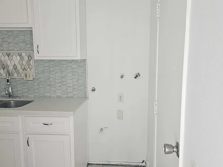 2120 E Avenue Q6 — Photo 2