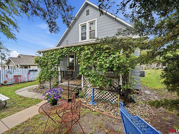 4th image of 1325 N 21st St