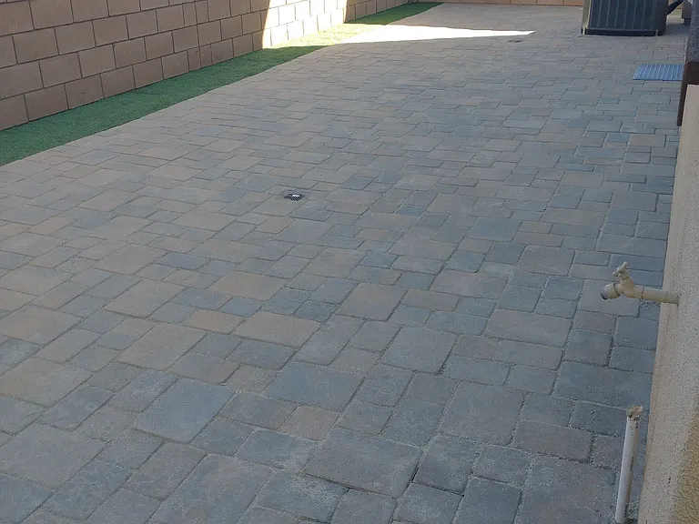 822 Brookdale Dr — Photo 22