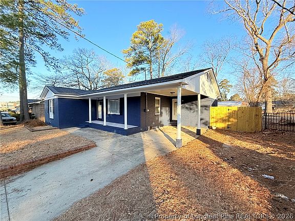 3rd image of 425 N Platte Rd