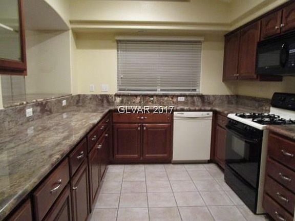 3rd image of 1700 Dia Del Sol Way