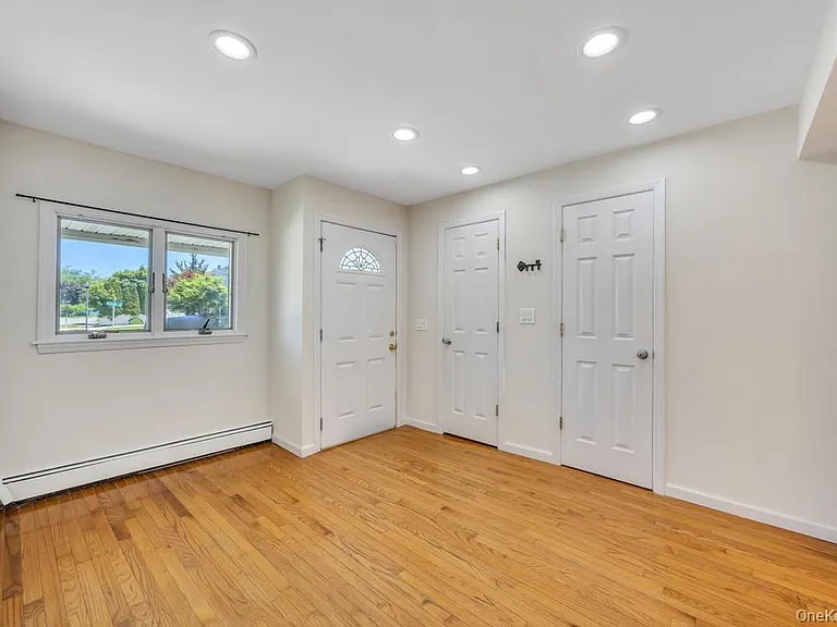 153 Sunrise Ln — Photo 8