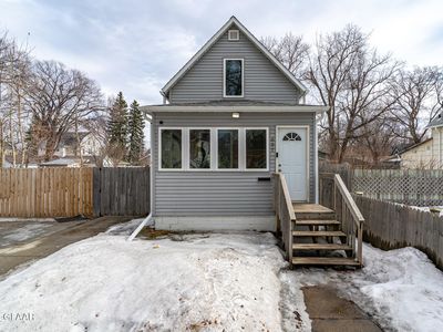 621 Chestnut St, Grand Forks, ND, 58201