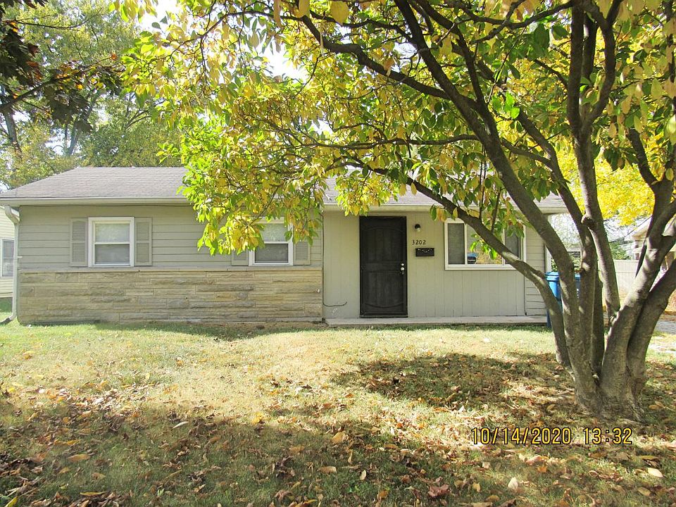 1st image of 3202 N Wellington Ave