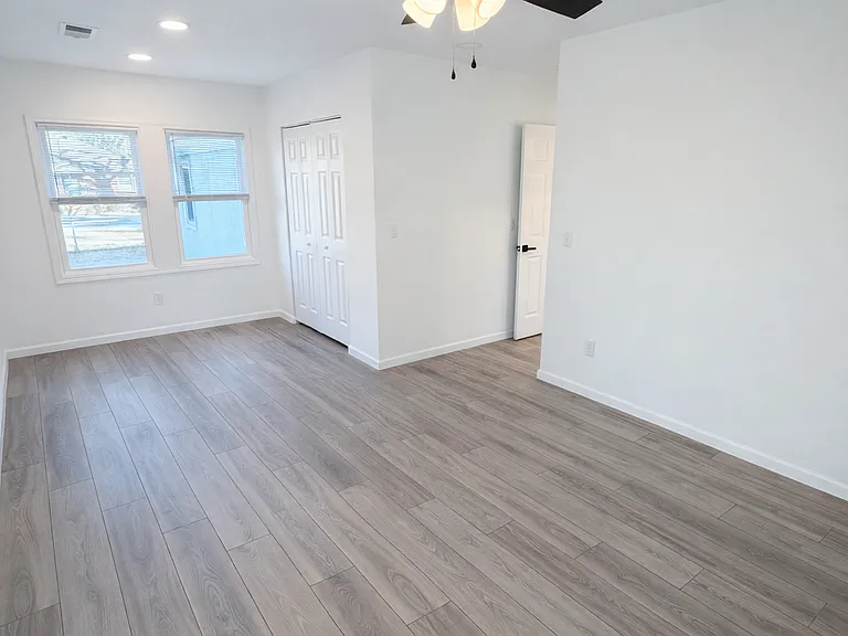 5439 Attaway St — Photo 24