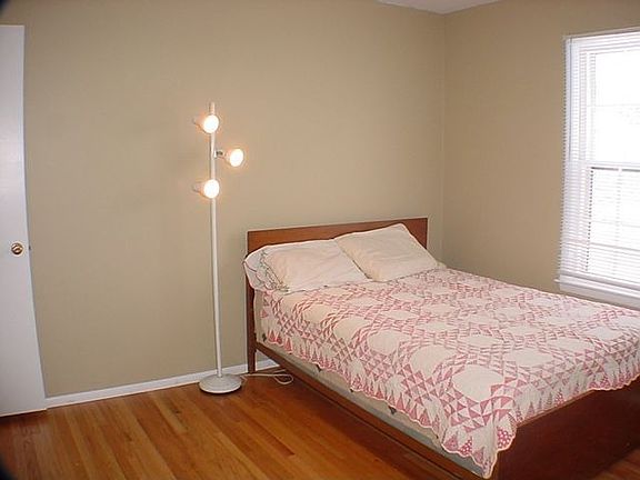 5th image of 169 Terry Ct