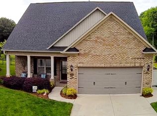 2016 Emilia Ct, High Point, NC 27262