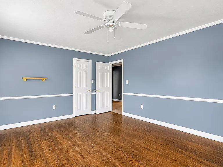 636 N Wilkinson Dr — Photo 28