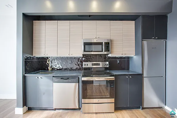 Rented by EXR | media 23