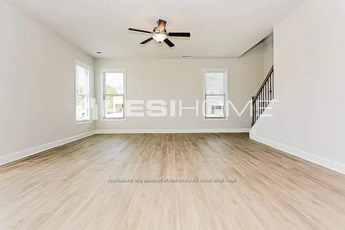 509 Fiery Warbler St — Photo 4