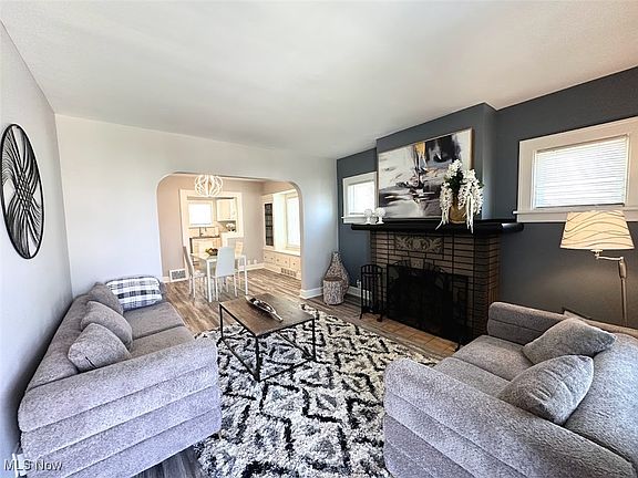 2nd image of 5515 Charles Ave