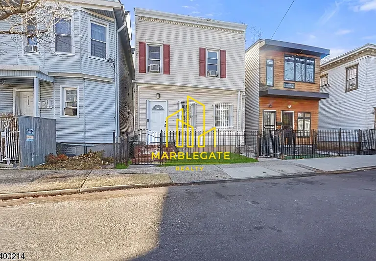 790 S 14th St #11 — Photo 1