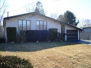 22 Rivera Ln, West Sayville, NY 11796
