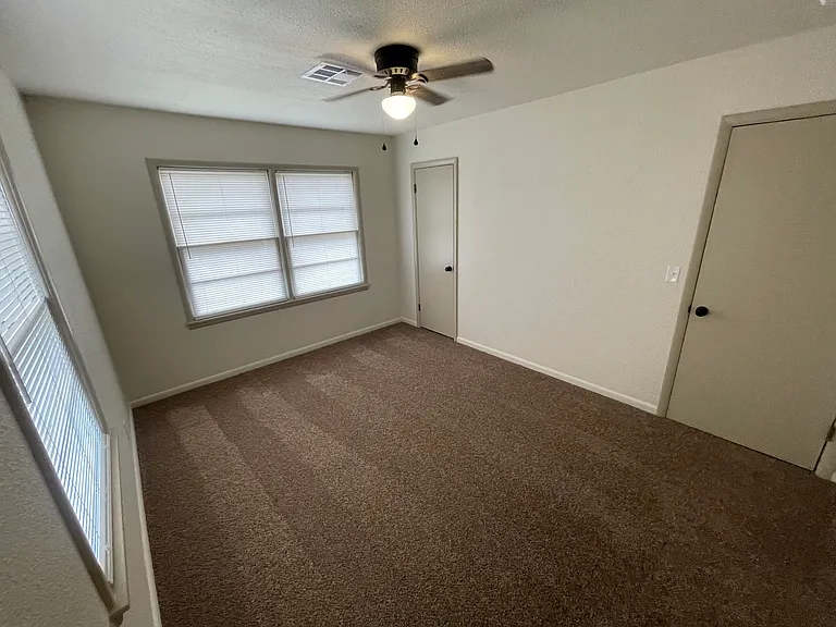 1615 A And M Dr — Photo 8