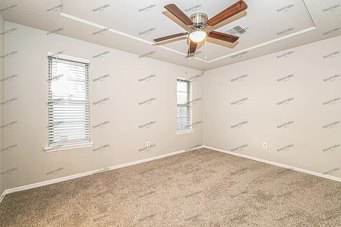 10912 Bel Air Pl — Photo 7