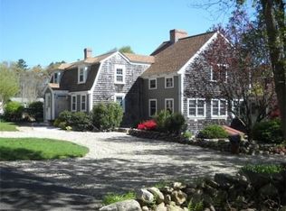 16 Division Rd, Dartmouth, MA 02747