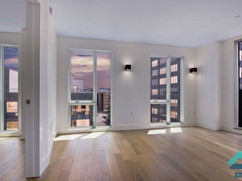 1st image of 440 Wythe Ave APT 3B