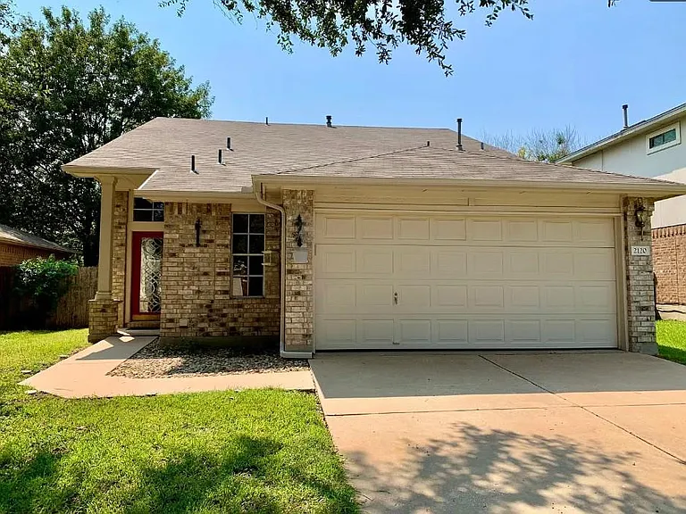 2120 Jester Farms Rd — Photo 2