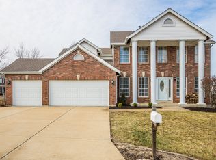 301 Copper Crest Ct, Saint Charles, MO