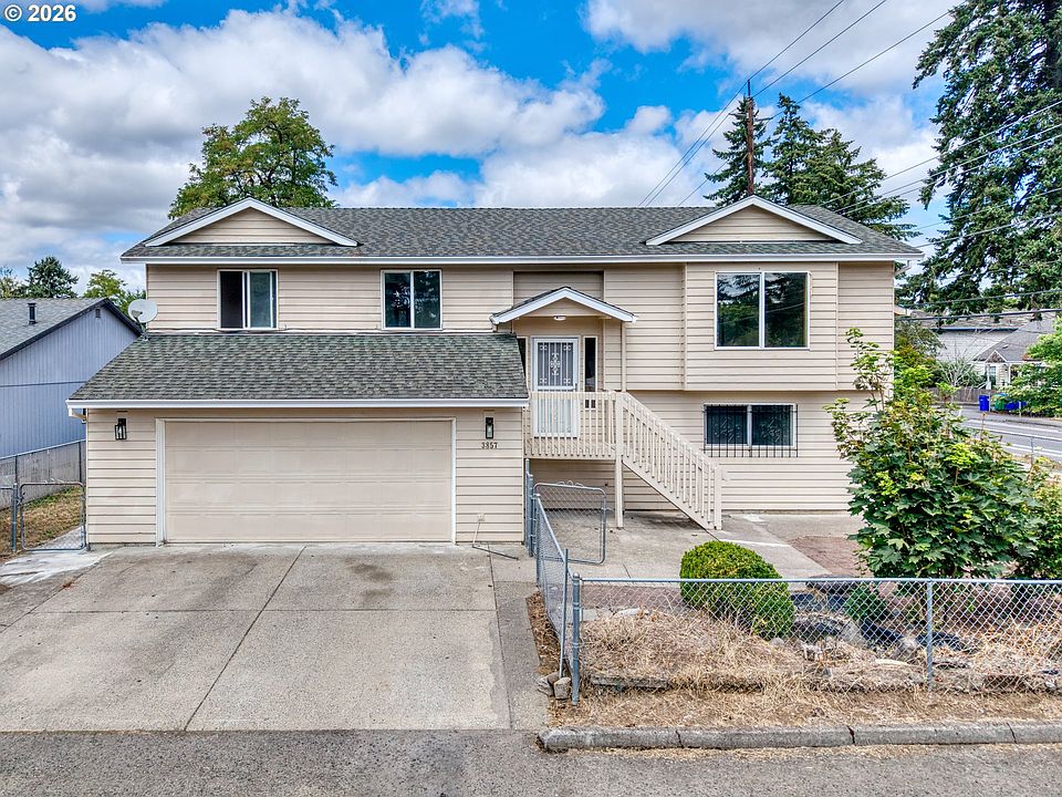 1st image of 3857 SE 136th Ave