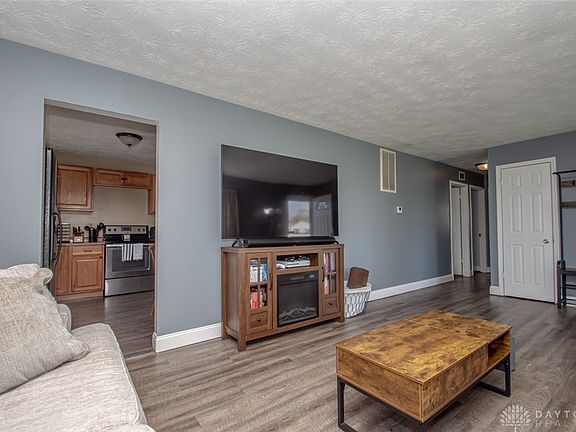 5th image of 2660 Onaoto Ave