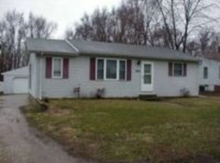 1406 Hazel St, Pekin, IL