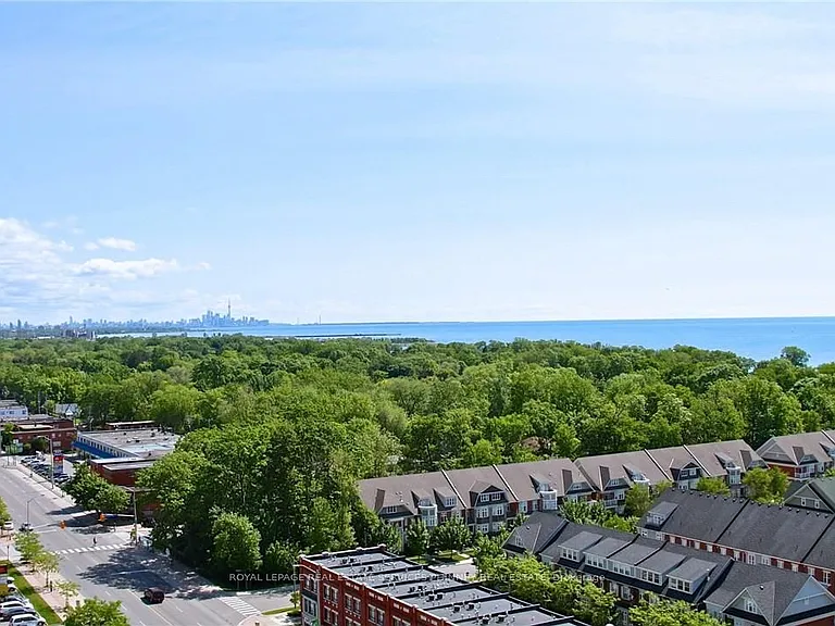 1 Hurontario St #806 — Photo 38