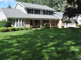 5350 Clydesdale Ln, Saginaw, MI 48603