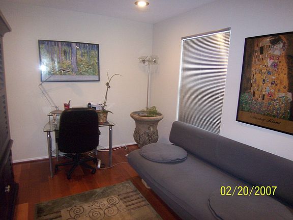 2nd bedroom