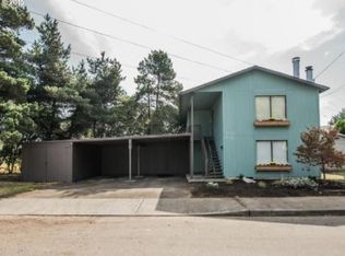 9730 SE Claybourne St, Portland, OR 97266