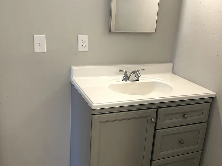 1920 W Lakeview Blvd #4 — Photo 16