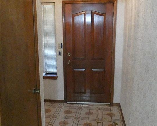 5th image of 602 NW Waterford Dr