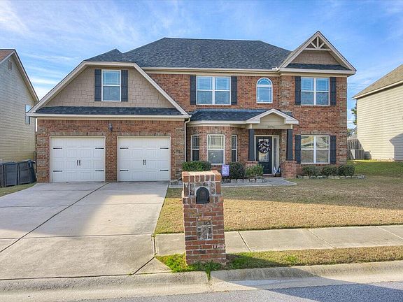 2nd image of 3094 Parkridge Drive
