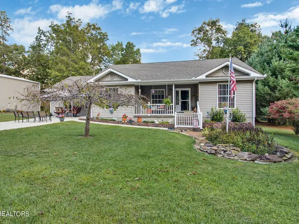7015 Chief White Eagle Ln, Crossville, TN 38572