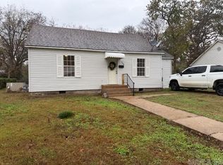 126 S Harrison St, Dewitt, AR 72042