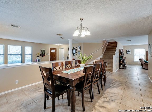 4th image of 9618 Wicklow Dr