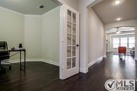 4th image of 7428 Lowline Dr