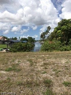 3rd image of 2122 SE 15th Place Cpe