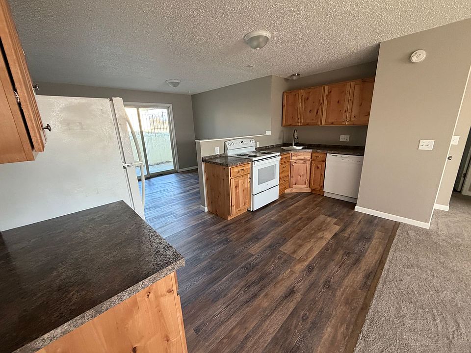 1st image of 1651 Kelby Dr #4