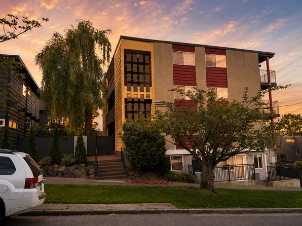 Barrett Square Apartments: Your Ideal Urban Home, 2856 14th Ave W APT 6, Seattle, WA 98119