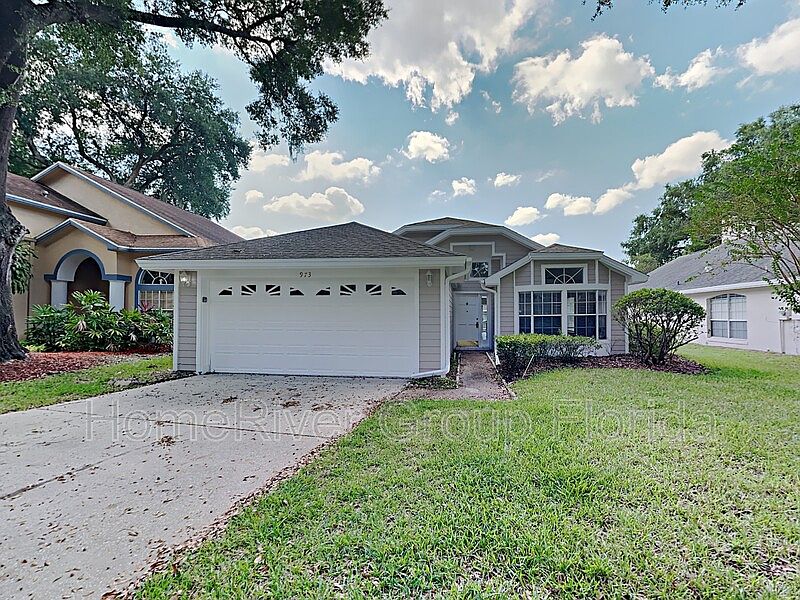 1st image of 973 Piedmont Oaks Dr