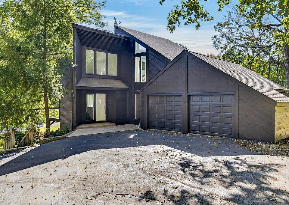 1st image of 674 Skyline Dr
