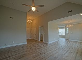 1035 Auldridge Dr, Christiana, TN 37037